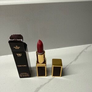 Tom Ford Runway Lip Color Satin Lipstick in shade runway rose #19 - mini size